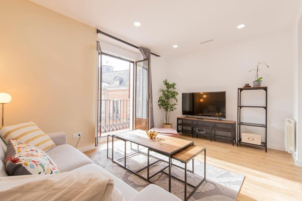 Espectacular Apartamento Plaza Mayor Madrid Extérieur photo
