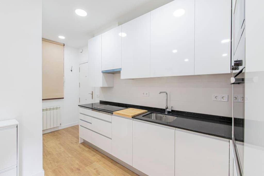 Espectacular Apartamento Plaza Mayor Madrid Extérieur photo